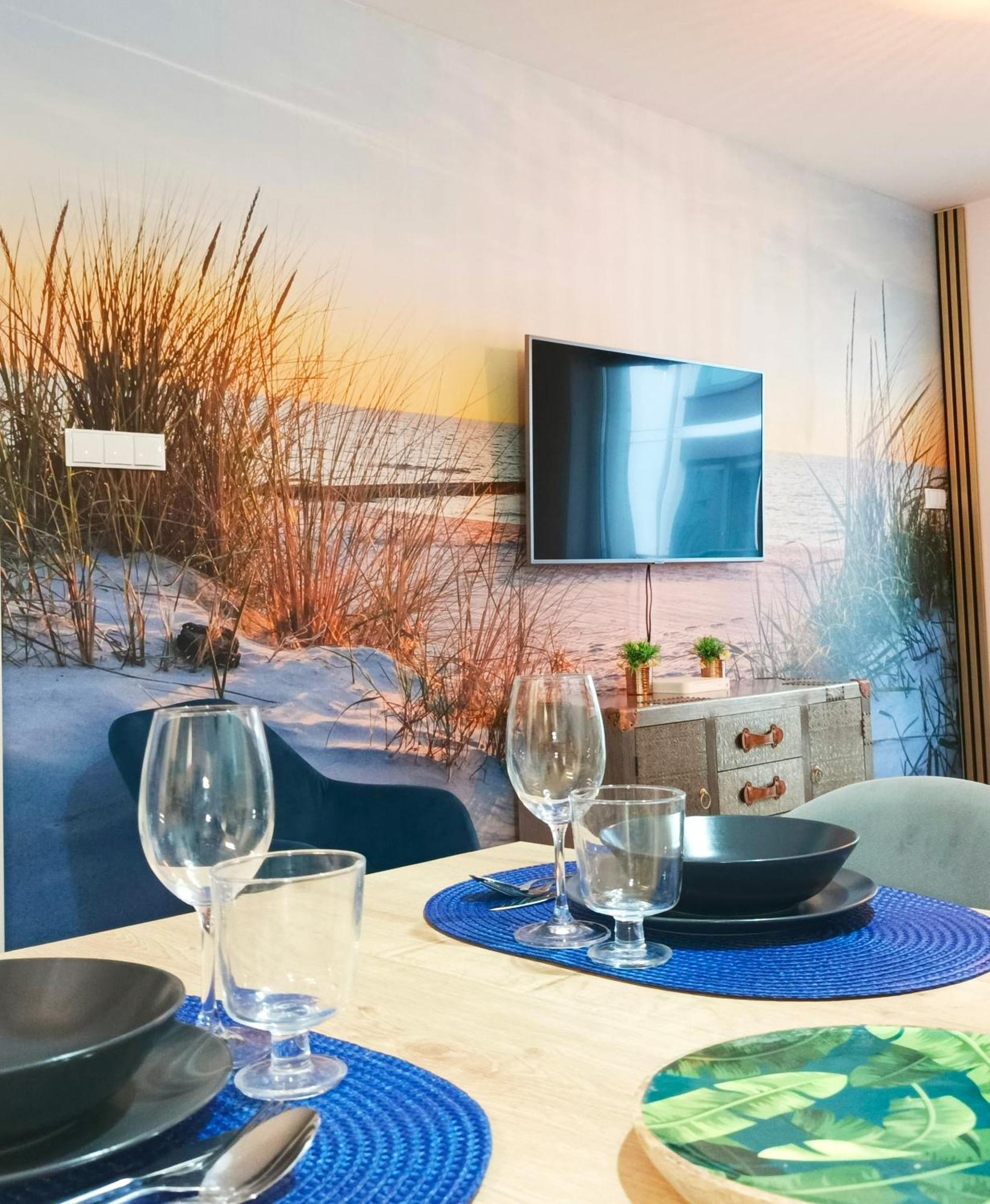 Apartament Z Wellness Nadmorskie Tarasy 코워브제크 외부 사진
