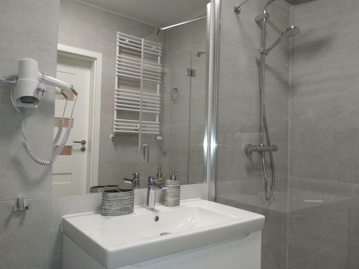 Apartament Z Wellness Nadmorskie Tarasy 코워브제크 외부 사진