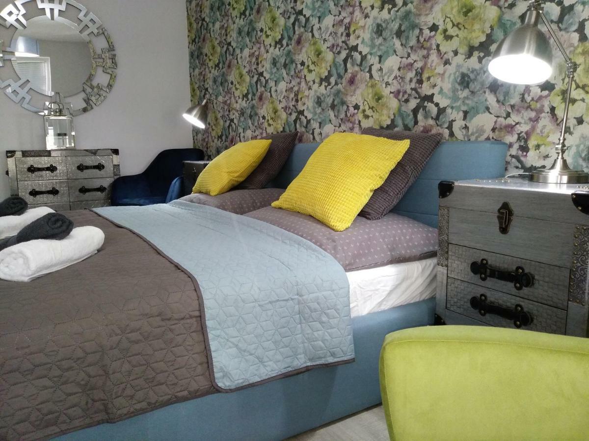 Apartament Z Wellness Nadmorskie Tarasy 코워브제크 외부 사진